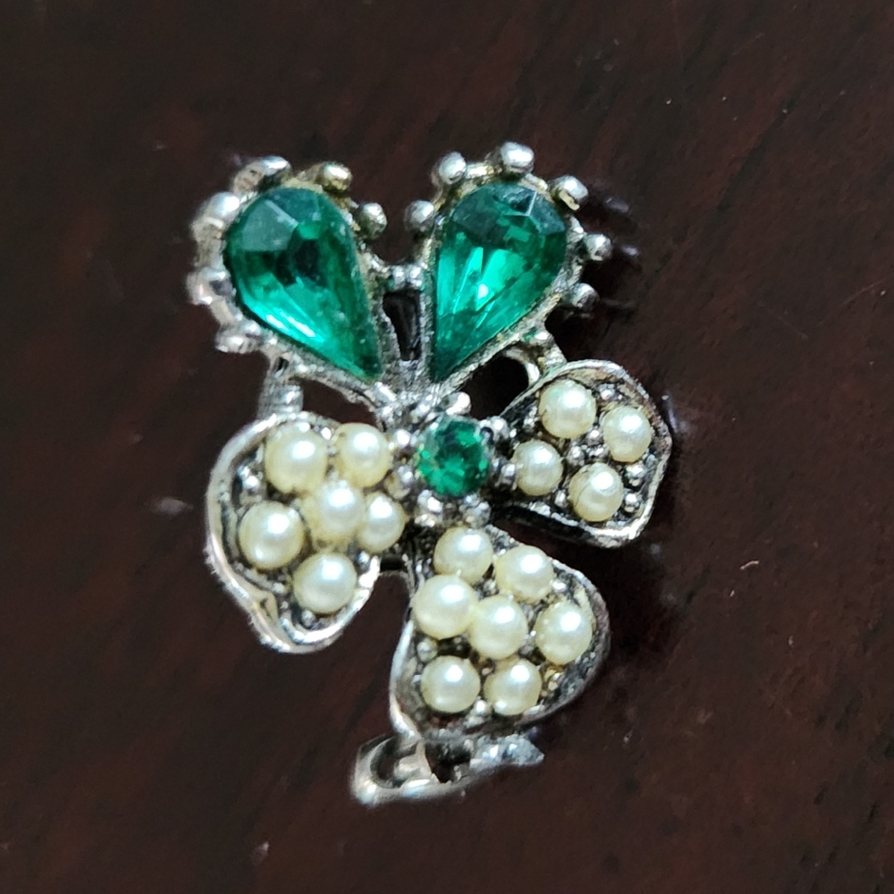Vintage Brooch